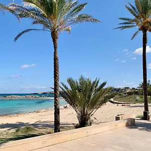 Copacabana A 20 M Dal Mare Apartamento Es Pujols